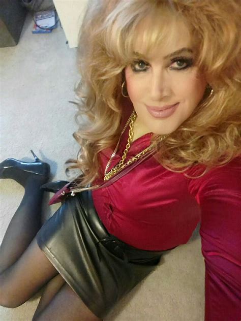 Free Hardcore Domination Shemale Porn Videos .